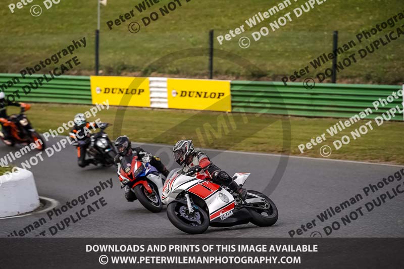 enduro digital images;event digital images;eventdigitalimages;mallory park;mallory park photographs;mallory park trackday;mallory park trackday photographs;no limits trackdays;peter wileman photography;racing digital images;trackday digital images;trackday photos